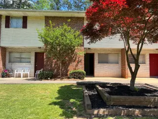 Propiedad en alquiler con 2 habitaciones y 1.5 baños en Tucker