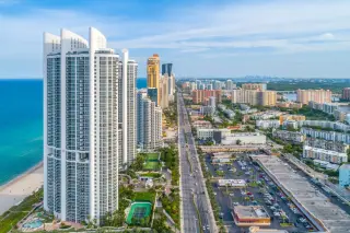 Propiedad en alquiler con 2 habitaciones y 2 baños en Sunny Isles Beach