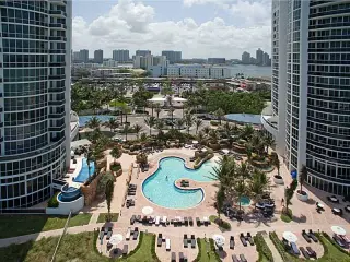 Propiedad en alquiler con 2 habitaciones y 2 baños en Sunny Isles Beach