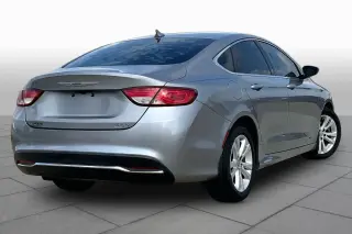 Chrysler 200 2016 Limited Platinum 4dr Sedan