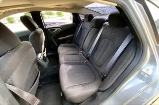 Chrysler 200 2016 Limited Platinum 4dr Sedan