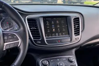 Chrysler 200 2016 Limited Platinum 4dr Sedan