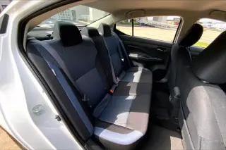Nissan Versa 2025 SV 4dr Sedan