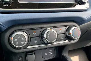 Nissan Versa 2025 SV 4dr Sedan