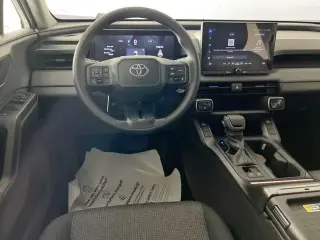 Toyota RAV4 2026 LE 4dr SUV