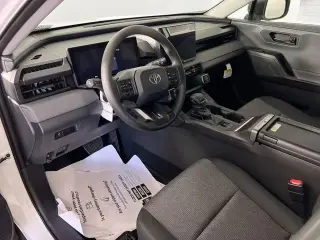 Toyota RAV4 2026 LE 4dr SUV