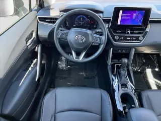 Toyota Corolla Cross 2024 XLE 4dr Crossover