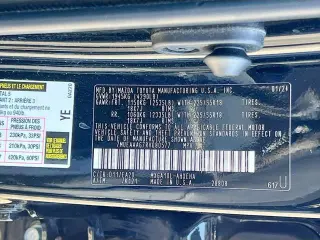 Toyota Corolla Cross 2024 XLE 4dr Crossover