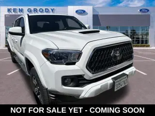 Toyota Tacoma 2019 4x2 TRD Sport 4dr Double Cab 6.1 ft LB
