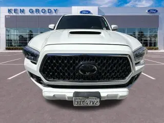 Toyota Tacoma 2019 4x2 TRD Sport 4dr Double Cab 6.1 ft LB