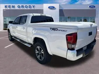 Toyota Tacoma 2019 4x2 TRD Sport 4dr Double Cab 6.1 ft LB