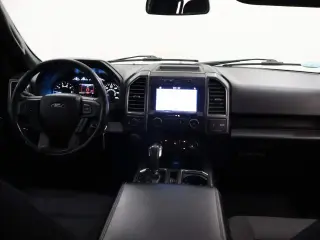 Ford F-150 2018 4x4 XLT 4dr SuperCrew 5.5 ft. SB