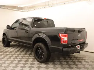 Ford F-150 2018 4x4 XLT 4dr SuperCrew 5.5 ft. SB
