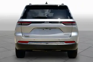Jeep Grand Cherokee 2023 4x2 Laredo 4dr SUV
