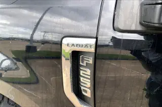Ford F-250 Super Duty 2019 4x4 Lariat 4dr Crew Cab 6.8 ft. SB Pickup