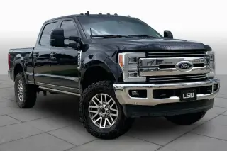 Ford F-250 Super Duty 2019 4x4 Lariat 4dr Crew Cab 6.8 ft. SB Pickup