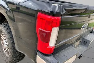 Ford F-250 Super Duty 2019 4x4 Lariat 4dr Crew Cab 6.8 ft. SB Pickup