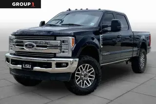 Ford F-250 Super Duty 2019 4x4 Lariat 4dr Crew Cab 6.8 ft. SB Pickup