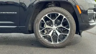 Jeep Grand Cherokee 2023 4x4 Summit 4dr SUV