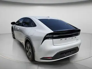 Toyota Prius Plug-in Hybrid 2025 SE 4dr Hatchback