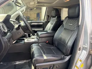 Toyota Tundra 2015 4x4 Platinum 4dr CrewMax Cab Pickup SB (5.7L V8 FFV)