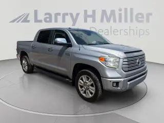 Toyota Tundra 2015 4x4 Platinum 4dr CrewMax Cab Pickup SB (5.7L V8 FFV)