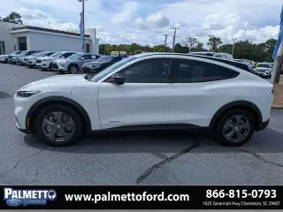 Ford Mustang Mach-E 2023 Select 4dr SUV