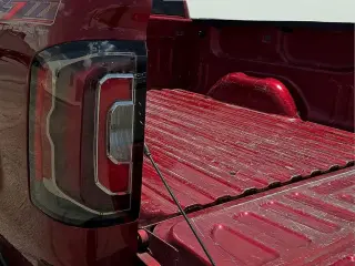 GMC Sierra 1500 2018 4x2 SLT 4dr Crew Cab 5.8 ft. SB