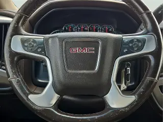 GMC Sierra 1500 2018 4x2 SLT 4dr Crew Cab 5.8 ft. SB