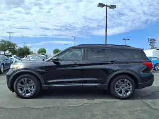Ford Explorer 2023 XLT 4dr SUV