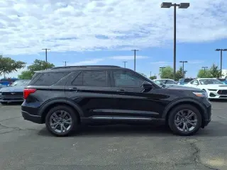 Ford Explorer 2023 XLT 4dr SUV