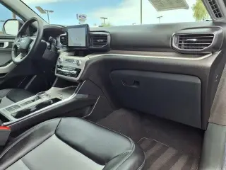 Ford Explorer 2023 XLT 4dr SUV