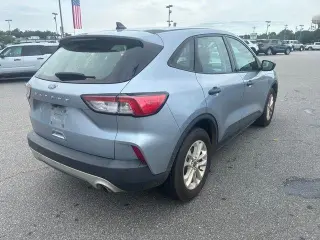 Ford Escape 2022 S 4dr SUV
