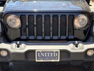 Jeep Wrangler Unlimited 2018 4x4 Sport S 4dr SUV (midyear release)