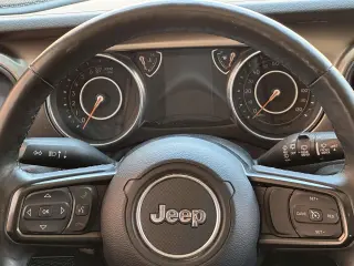 Jeep Wrangler Unlimited 2018 4x4 Sport S 4dr SUV (midyear release)