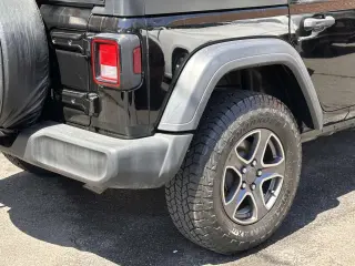 Jeep Wrangler Unlimited 2018 4x4 Sport S 4dr SUV (midyear release)