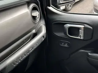 Jeep Wrangler Unlimited 2020 4x4 Black and Tan 4dr SUV