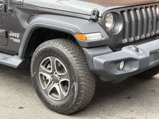 Jeep Wrangler Unlimited 2020 4x4 Black and Tan 4dr SUV
