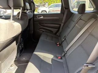 Jeep Grand Cherokee 2019 4x4 Laredo 4dr SUV