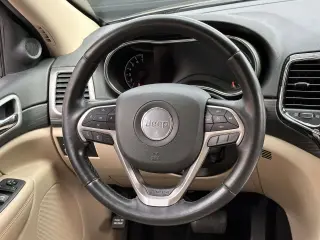 Jeep Grand Cherokee WK 2022 4x4 Laredo E 4dr SUV