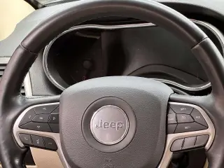 Jeep Grand Cherokee WK 2022 4x4 Laredo E 4dr SUV