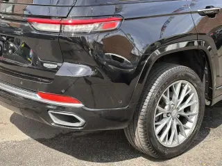 Jeep Grand Cherokee 2022 4x4 Summit 4dr SUV (midyear release)