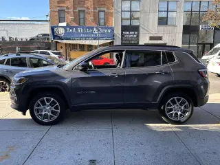 Jeep Compass 2022 4x4 Latitude Lux 4dr SUV