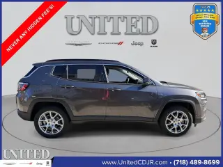 Jeep Compass 2022 4x4 Latitude Lux 4dr SUV