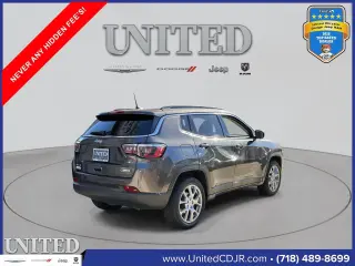 Jeep Compass 2022 4x4 Latitude Lux 4dr SUV