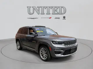 Jeep Grand Cherokee 2022 4x4 Summit 4dr SUV (midyear release)