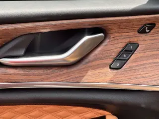 Jeep Grand Cherokee 2022 4x4 Summit 4dr SUV (midyear release)