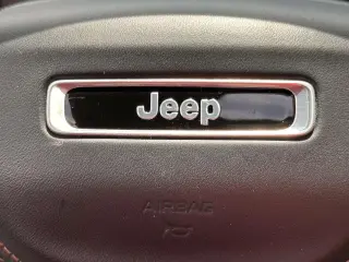 Jeep Grand Cherokee 2022 4x4 Summit 4dr SUV (midyear release)