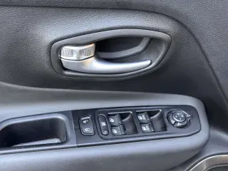 Jeep Renegade 2020 4x4 Limited 4dr SUV