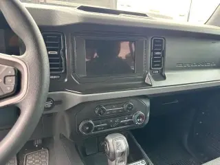 Ford Bronco 2021 4x4 Base 4dr SUV
